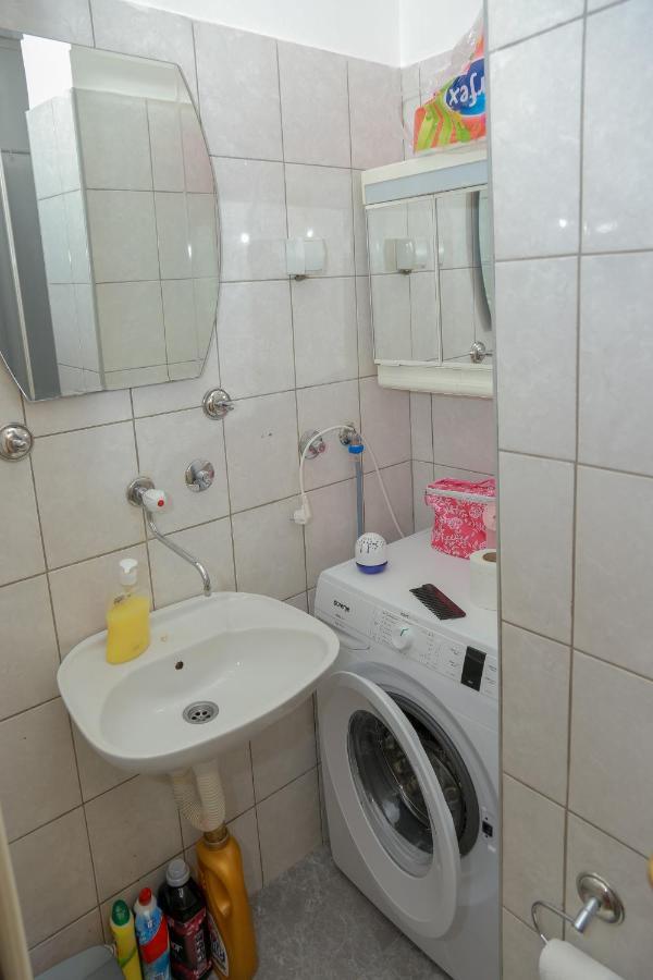 Apartman Marija Apartment Pirot Luaran gambar